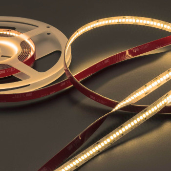 Bandă flexibilă LED XRIBO IP66 5m/rolă 22W/m 240 LED/m 24V DC 2700K CRI.80 >115°