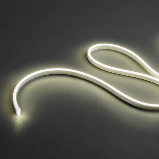 Bandă LED flexibilă XSNAKE 8W/m 120LED/m 24V DC 3000K CRI.80 IP67 120°